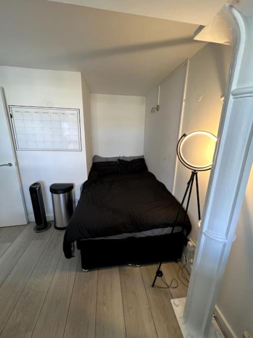 Luxury Artistic 2 Bedroom W/Balcony-Great Location Central ลอนดอน ภายนอก รูปภาพ